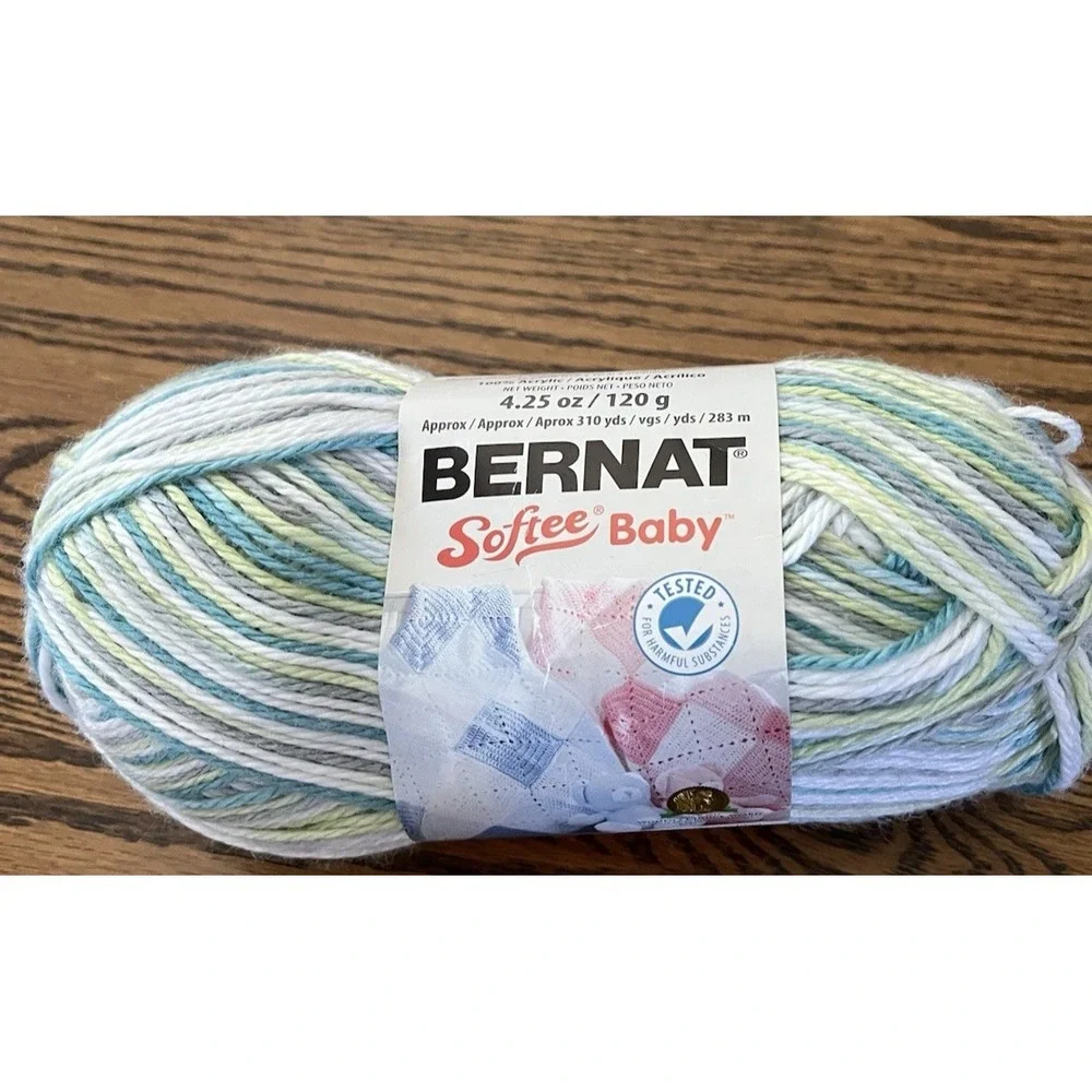 1 Skein Bernat Softee Baby Yarn Prince Pebbles 31201 Light 3 100% Acrylic 310 Yd